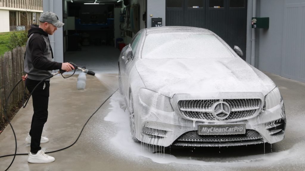 My Clean Car Pro, Un nettoyage dans les moindre détails AutoMoto