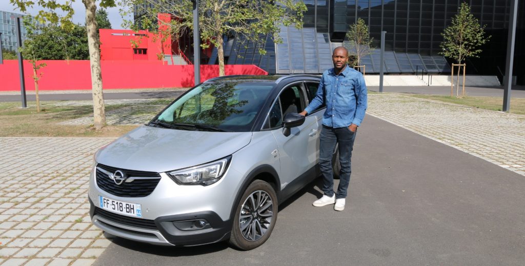 À Nantes, Rock Feliho essaie le Crossland X