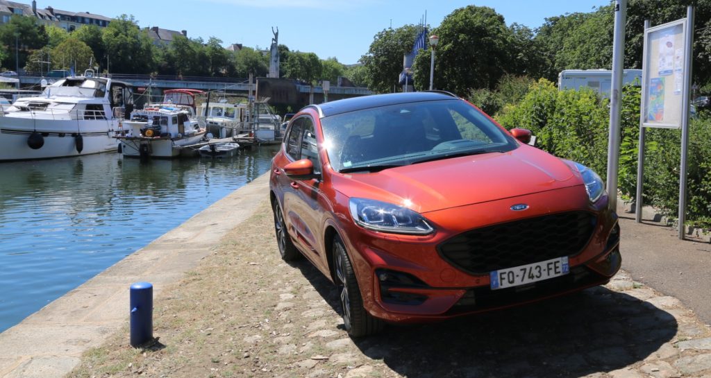 Le Ford Kuga hybride rechargeable à l’essai au Mans