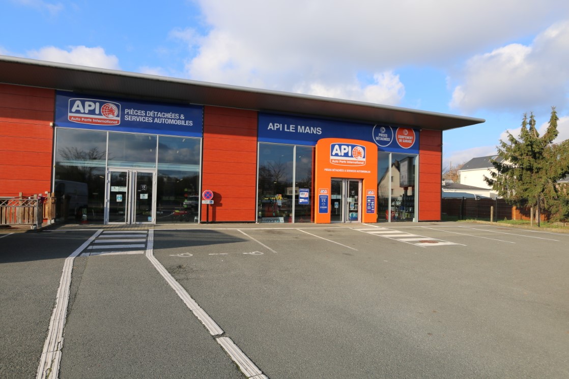 Professionnels et particuliers, toutes vos pièces sont chez API - Auto ...