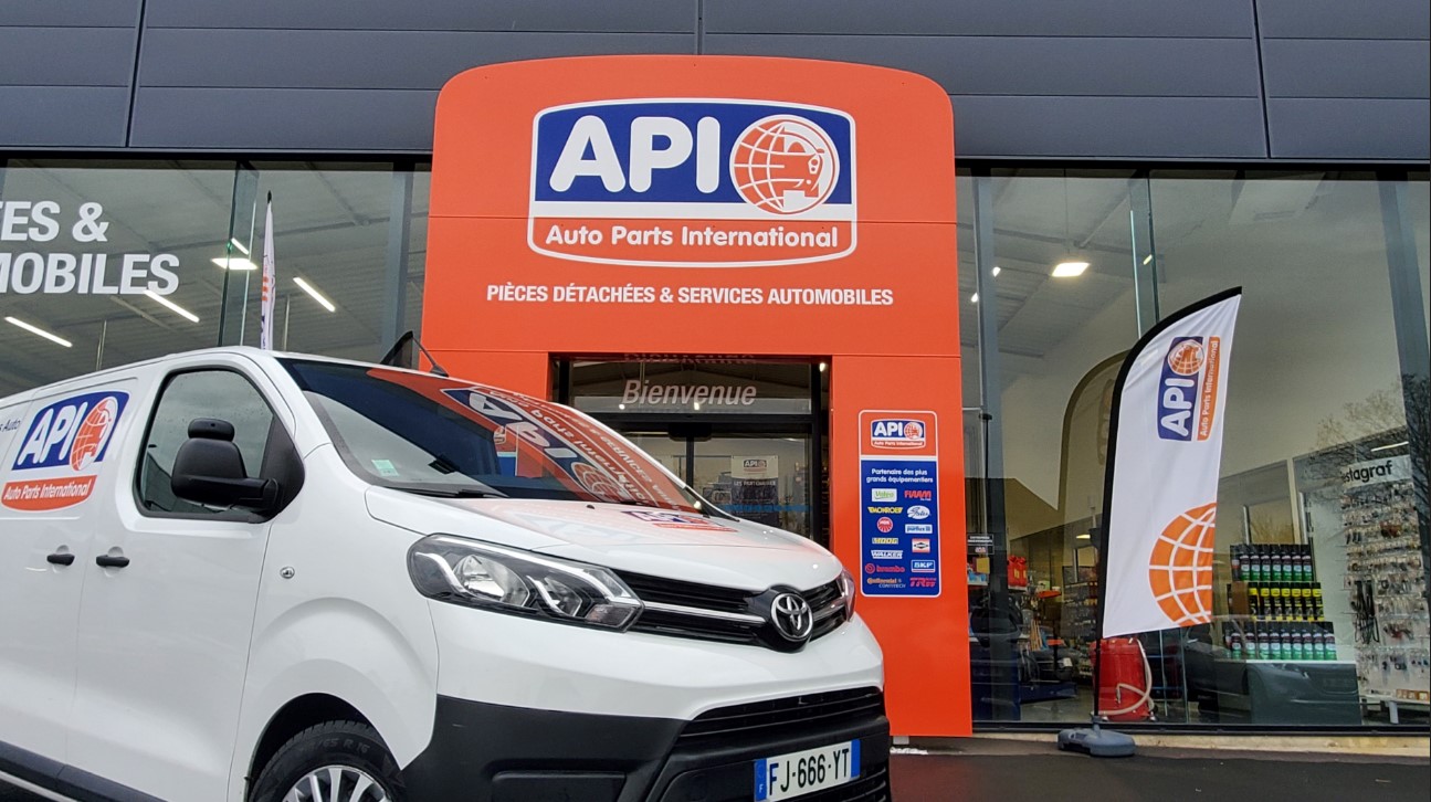 Professionnels et particuliers, toutes vos pièces sont chez API - Auto ...