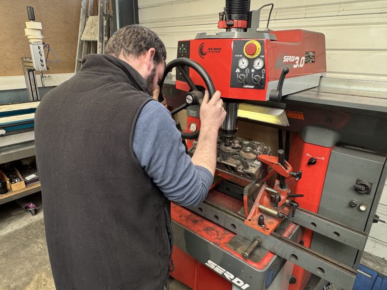 PRÈS DE CHEZ VOUS À ROCHECORBON – TOURAINE MOTORS