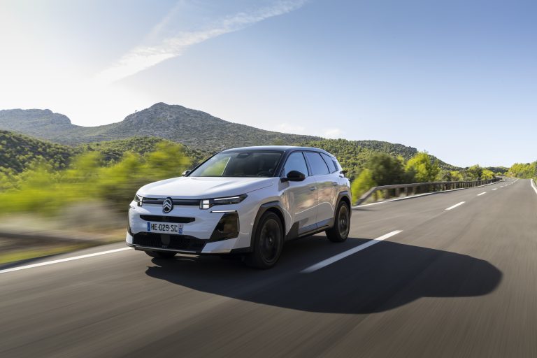 Nouveau CITROËN C5 Aircross, l’allié confort du quotidien citroen_c5_aircross_hybrid