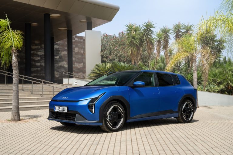 KIA EV4 L’électrique change de silhouette