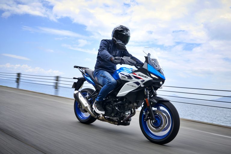 Suzuki SV-7GX, le sens du voyage