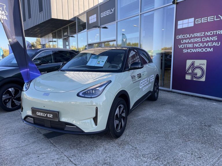 À Angers, Samuel Monéger présente LA GEELY E2